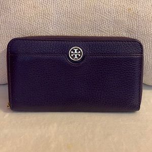 Tory Burch wallet